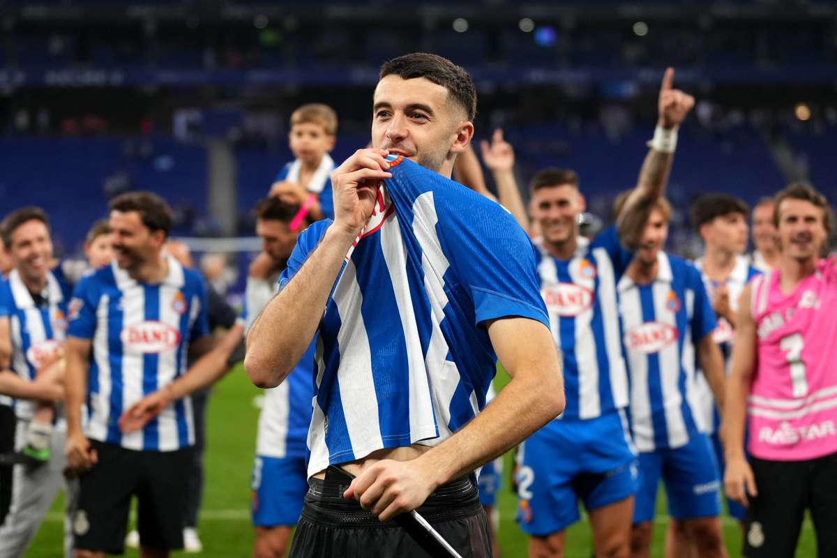 У Szczęsny есть конкурент. Барселона заплатила оговорку позади вратаря Джоан Гарсия