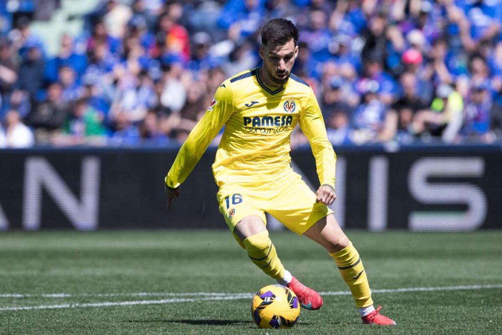 Atletico приобретает испанского представителя. Алекс Баэна превращает Вильярреал Мадрид