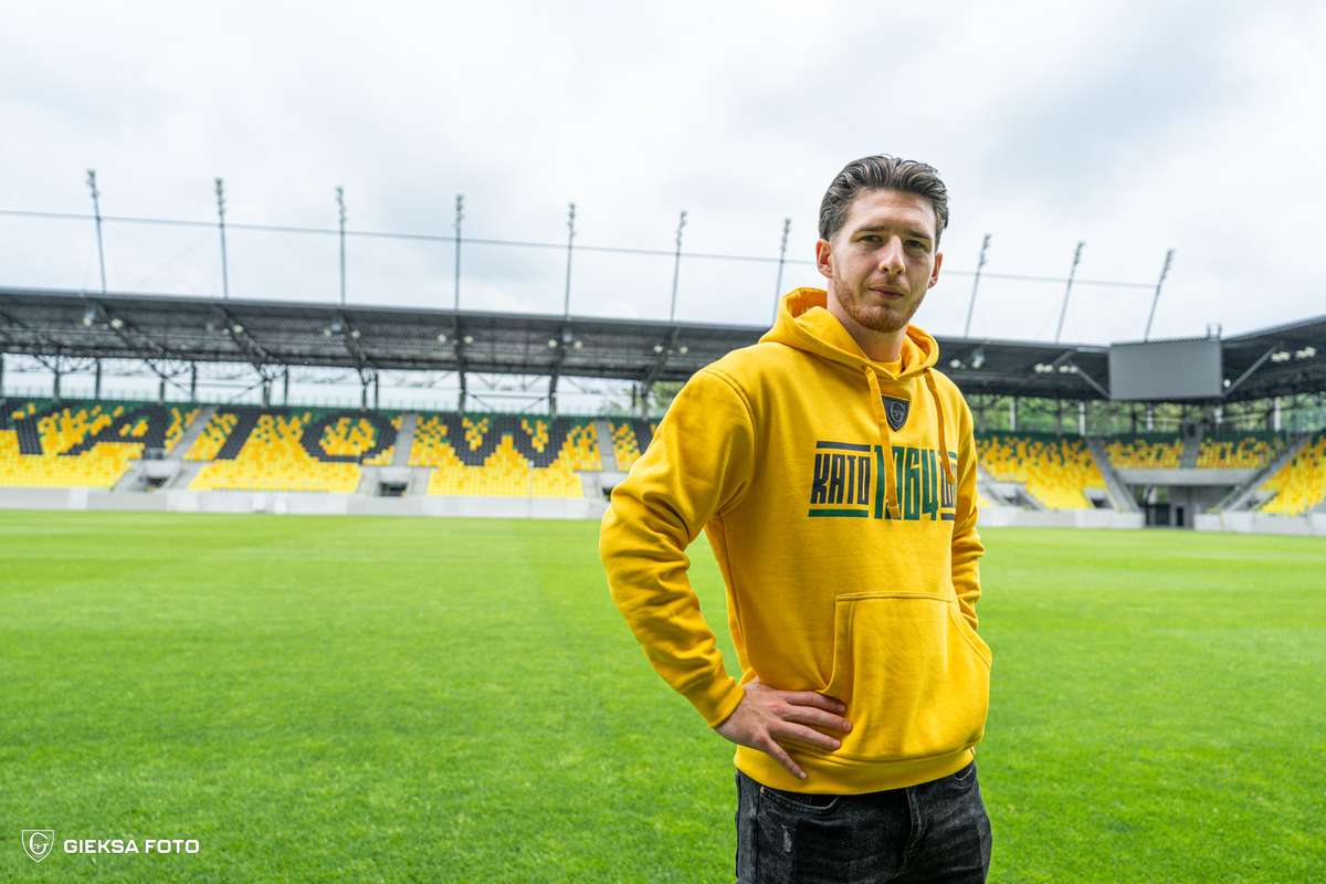 Jakub łukowski идет из Widzewa к GKS Katowice