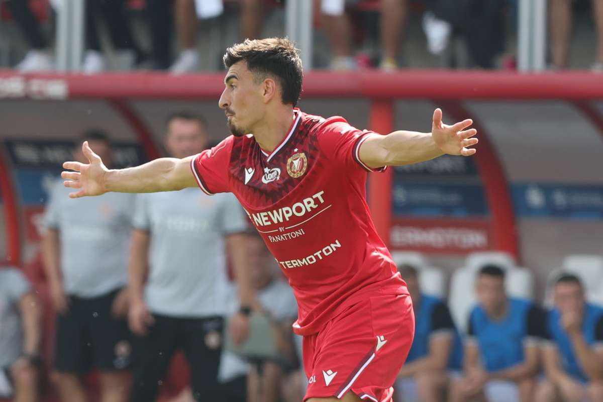 Суббота с Ekstraklasa: Widzew и Wisła Victorious, две красные карты короны
