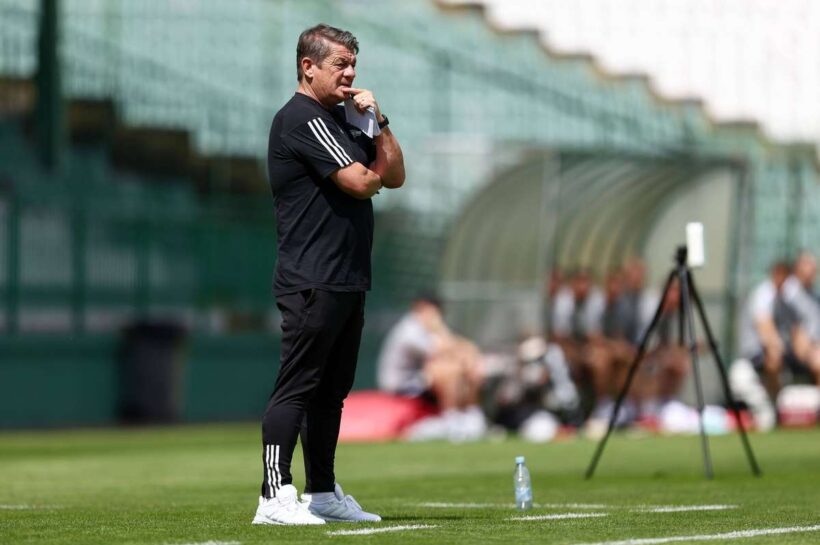 У Лечи, однако, есть разрешение на регистрацию игроков, получит недавние переводы?