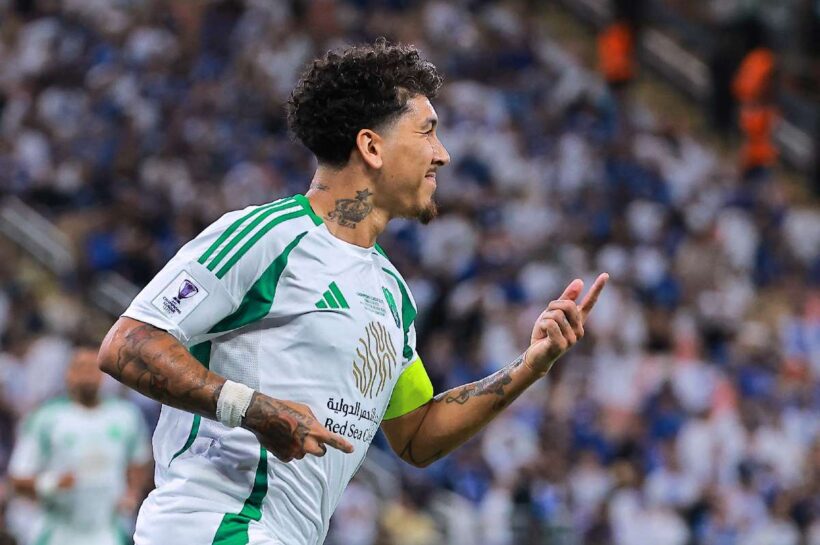 Роберто Фирмино покидает Аль Ахли. Подписал двухлетний контракт с жидким носом Al-Sadd