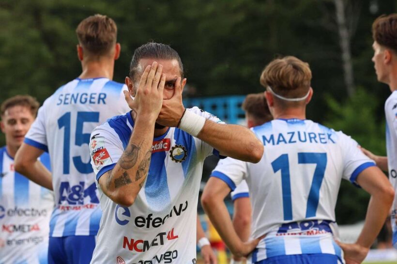 Три команды 1 -й лиги с набором очков. Поражение Силезии Вроцлав, годы в Pruszków