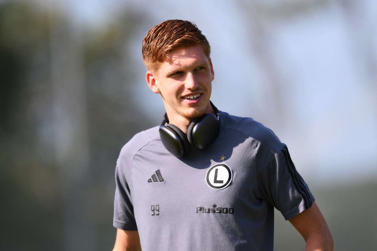 Удивительное направление Джордана Маджхрзака. Злоумышленник переходит от Legia к VFB Stuttgart