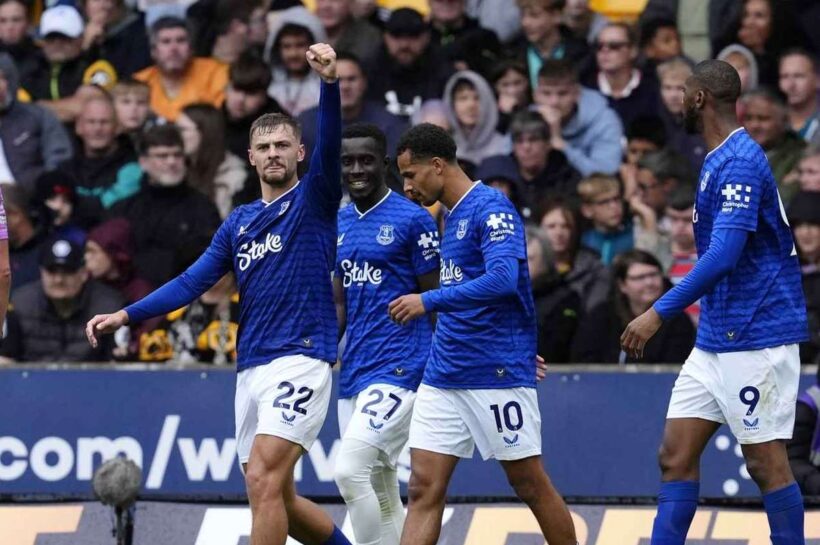 Эвертон набрал ценные три очка. Грелиш снова впечатлил