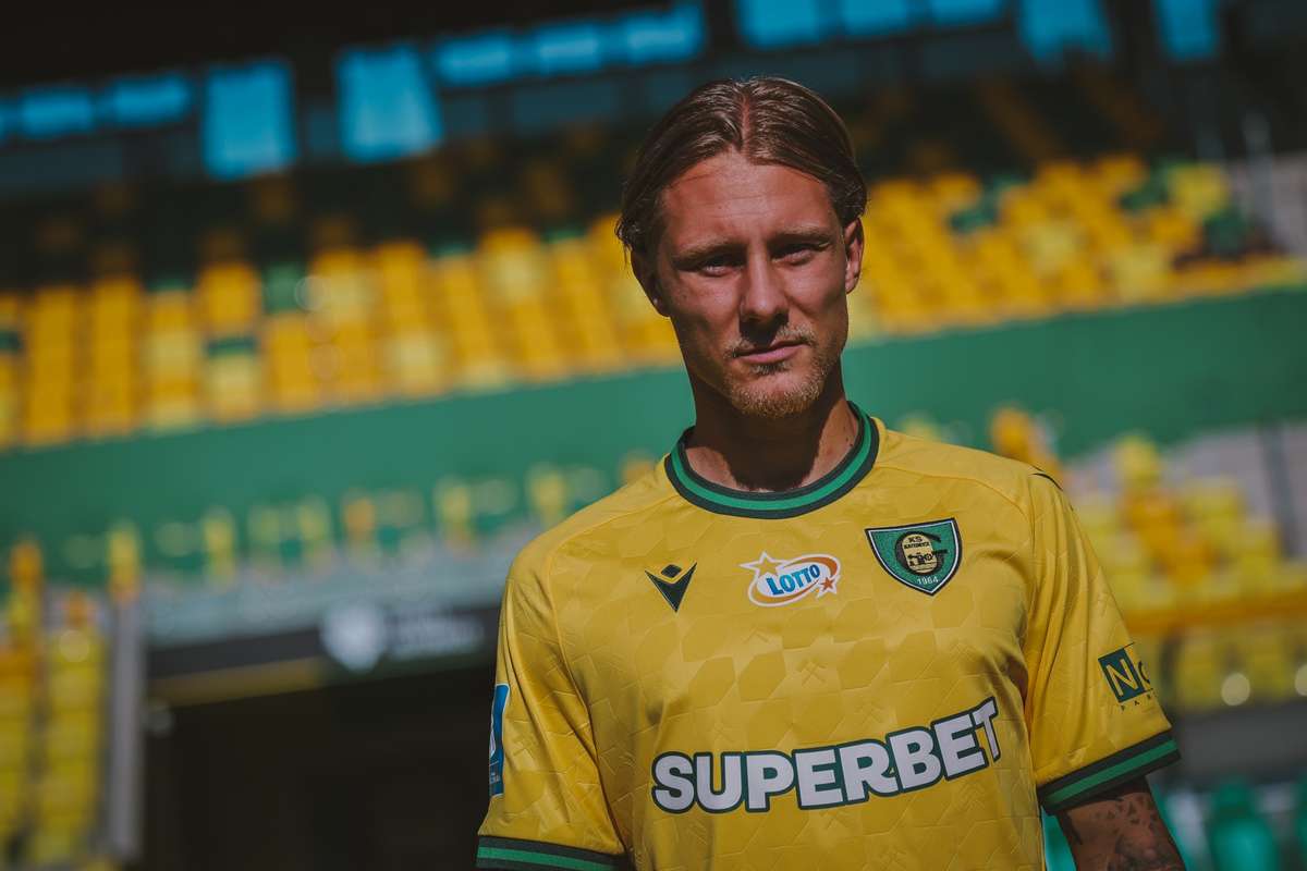 Сто матчей и десять голов в Eredivis. Голландец Джесси Бош в GKS Katowice