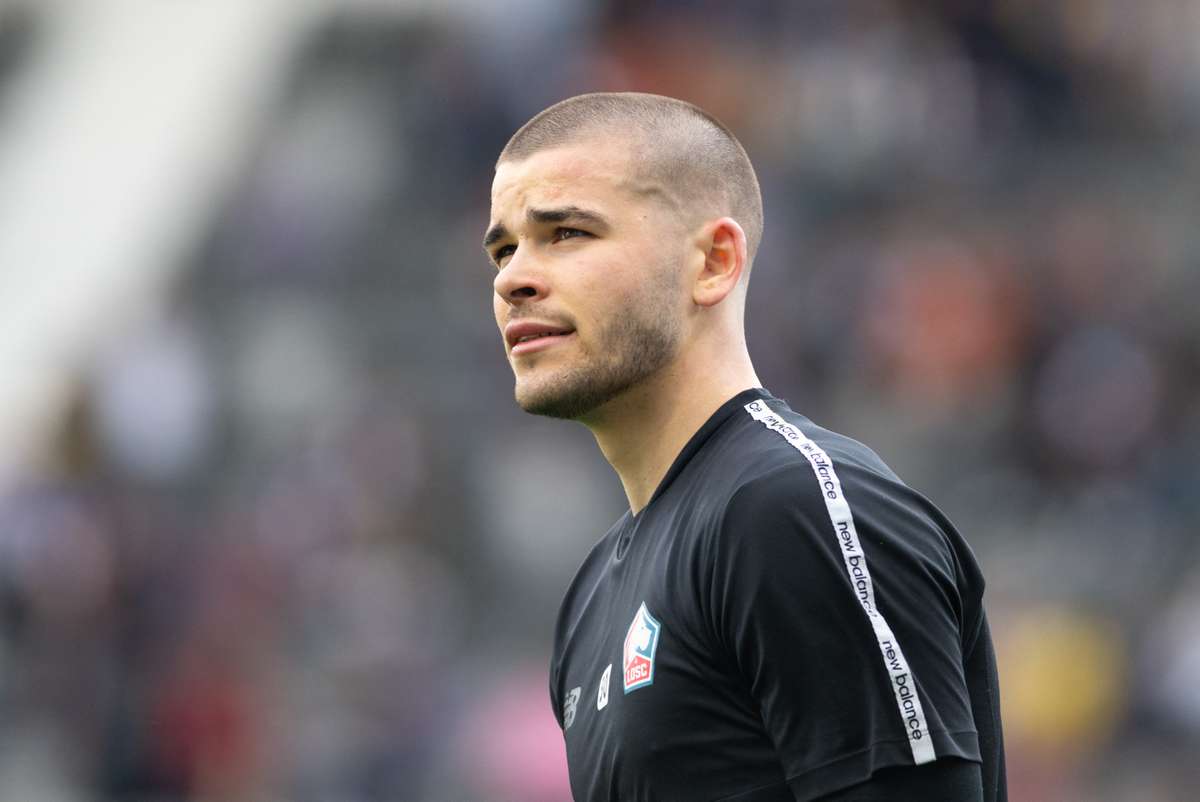 Соглашение между Lille и PSG относительно передачи Лукаса Шевальера