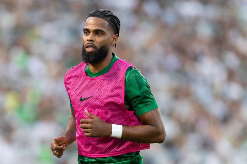 Джерри Сент -Джая по дороге в Пэмплана, изменит спортивность в Осасуну