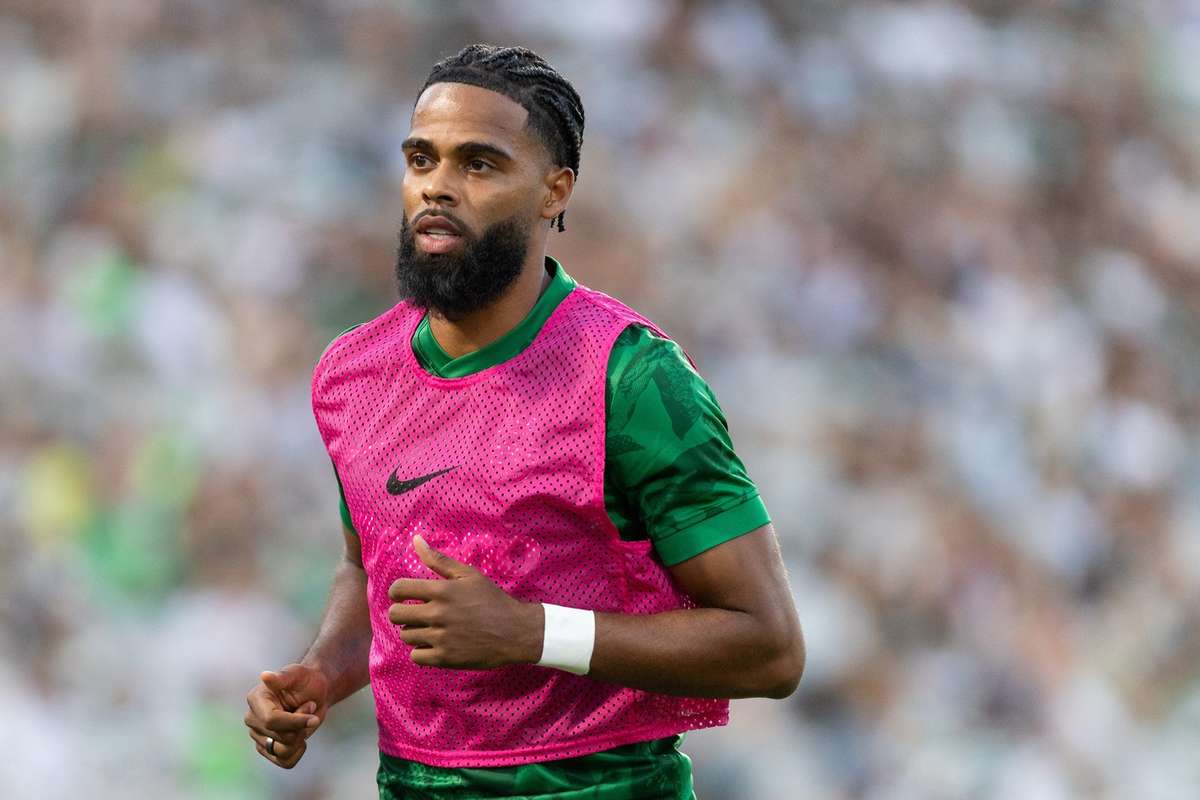 Джерри Сент -Джая по дороге в Пэмплана, изменит спортивность в Осасуну