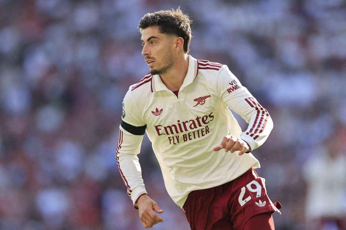 Хавц с неприятной травмой колена, Арсенал снова ищет подкрепления на рынке