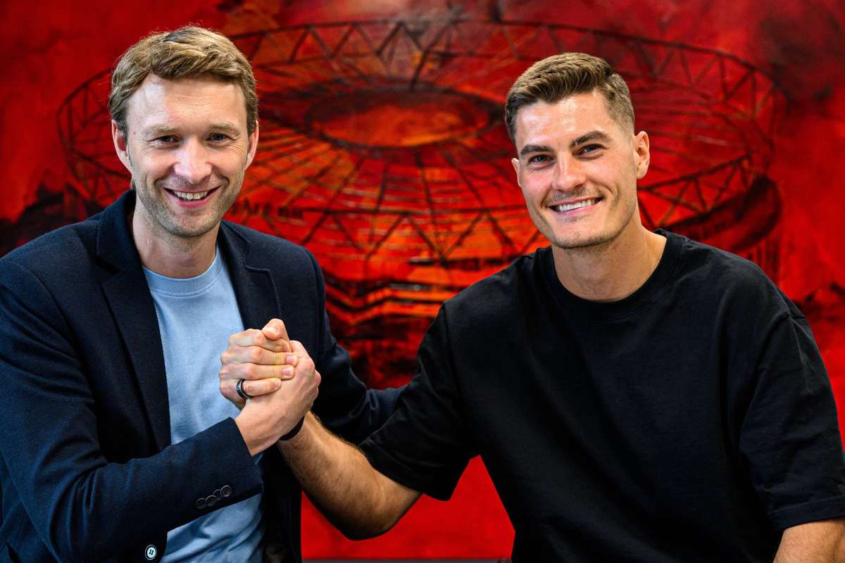 Шик дольше в Leverkusen, заработает больше всего среди всех чешских игроков в истории