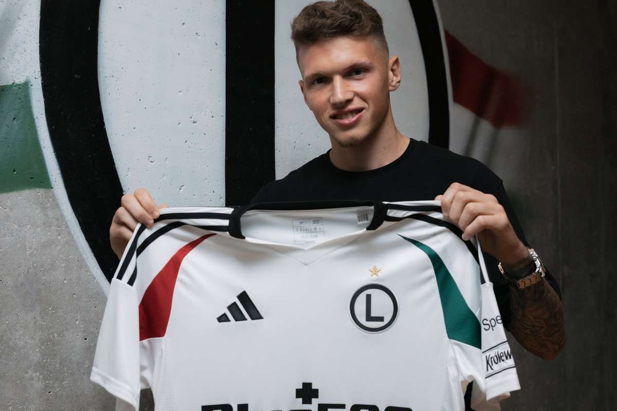 Официально: Энрике Аррейол оставляет спортивным спортом в Legia Warsaw