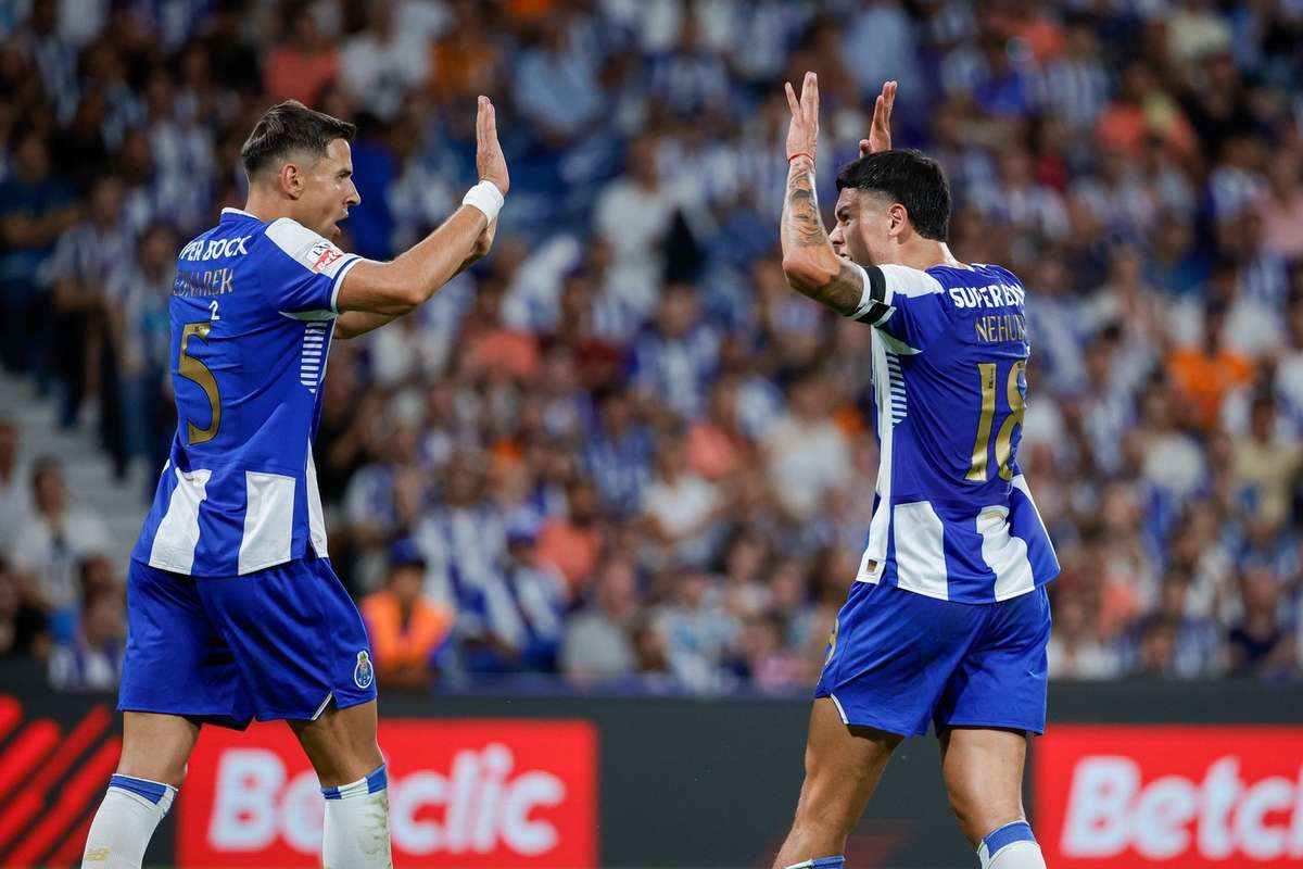 Оборона командовал Беднареком, не теряя цели, Порту преодолевает Гил Висенте