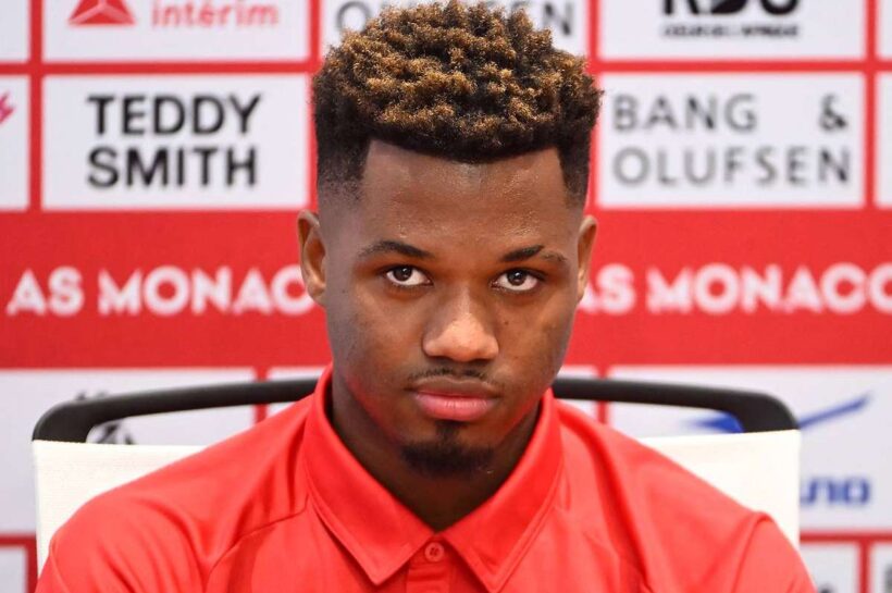 Почему ANSU Fati еще не сыграл в качестве цвета Монако?