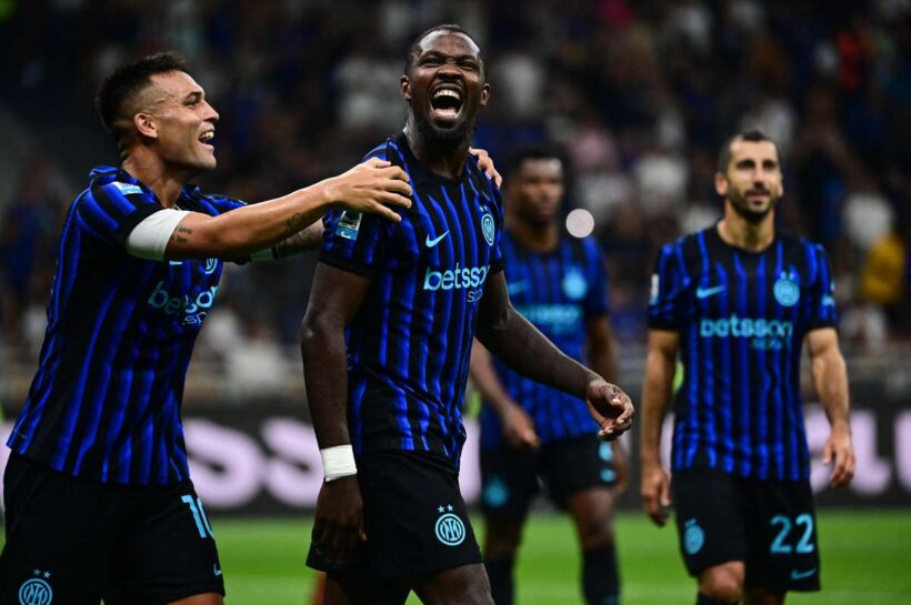 Inter начинает сезон серии А на ура, Зиелиньский вошел в конец