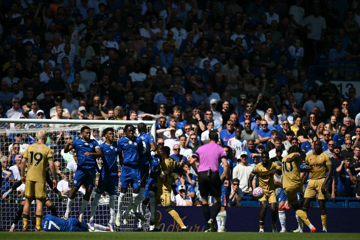 Неудачное начало сезона «Челси». Крис Вуд не перестает стрелять