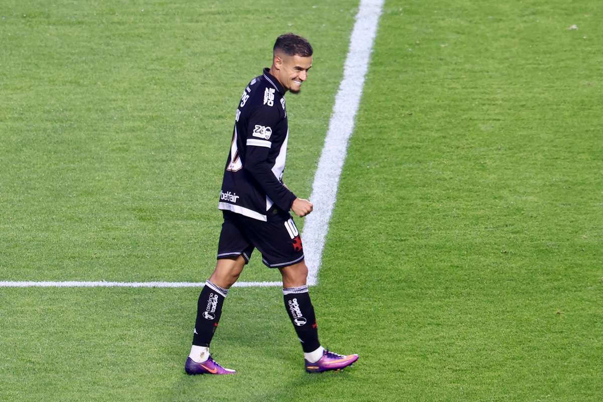 Неймар в слезах после того, как Сантос был раздавлен Васко