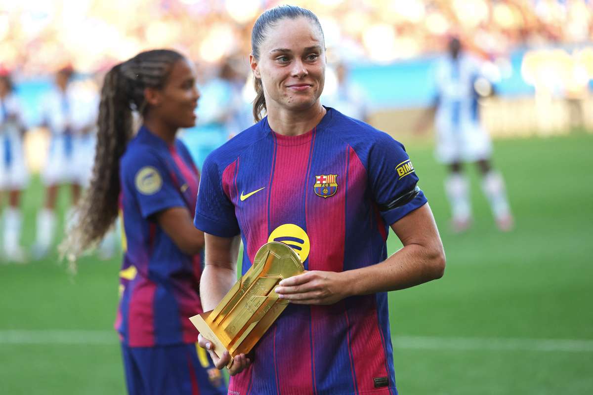 Ewa Pajor, который является еще одним голом для забивания в Польше в Барселоне