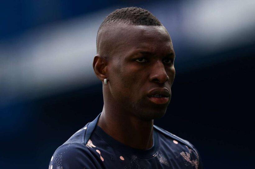 Бавария задержала прибытие Джексона из «Челси», но контракт между клубами наконец -то осуществился