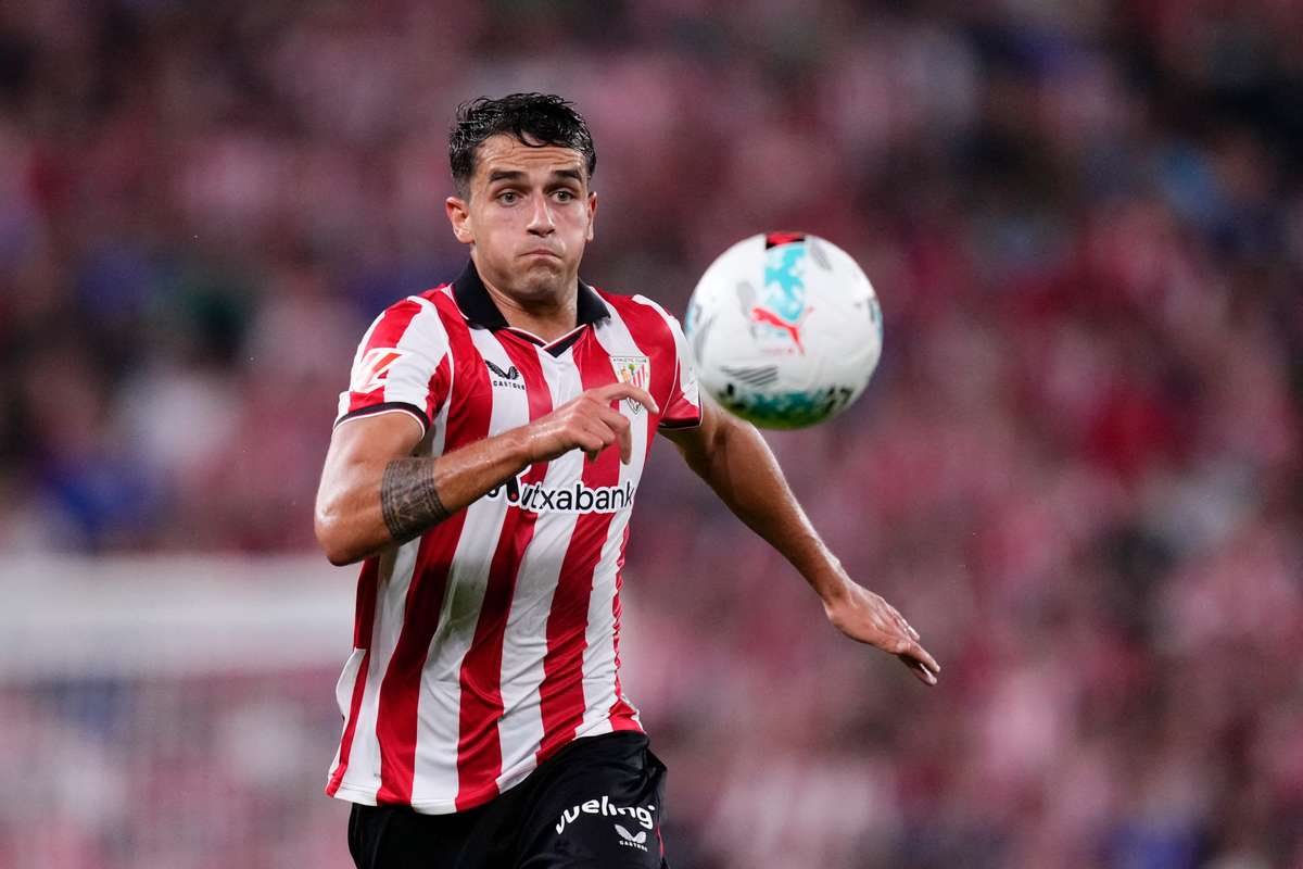 Спортивный Бильбао теряет полузащитника до конца сезона. Прадос сломал связку в левом колене