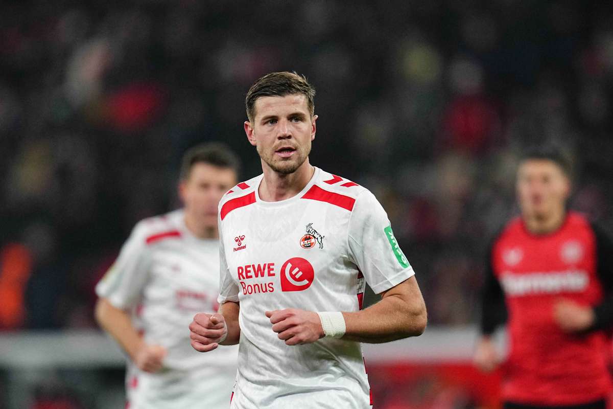 Ичад Рондик возвращается в Премьер -лигу. Боснийский нападающий одолжил от ФК Корбенс в Ракоу