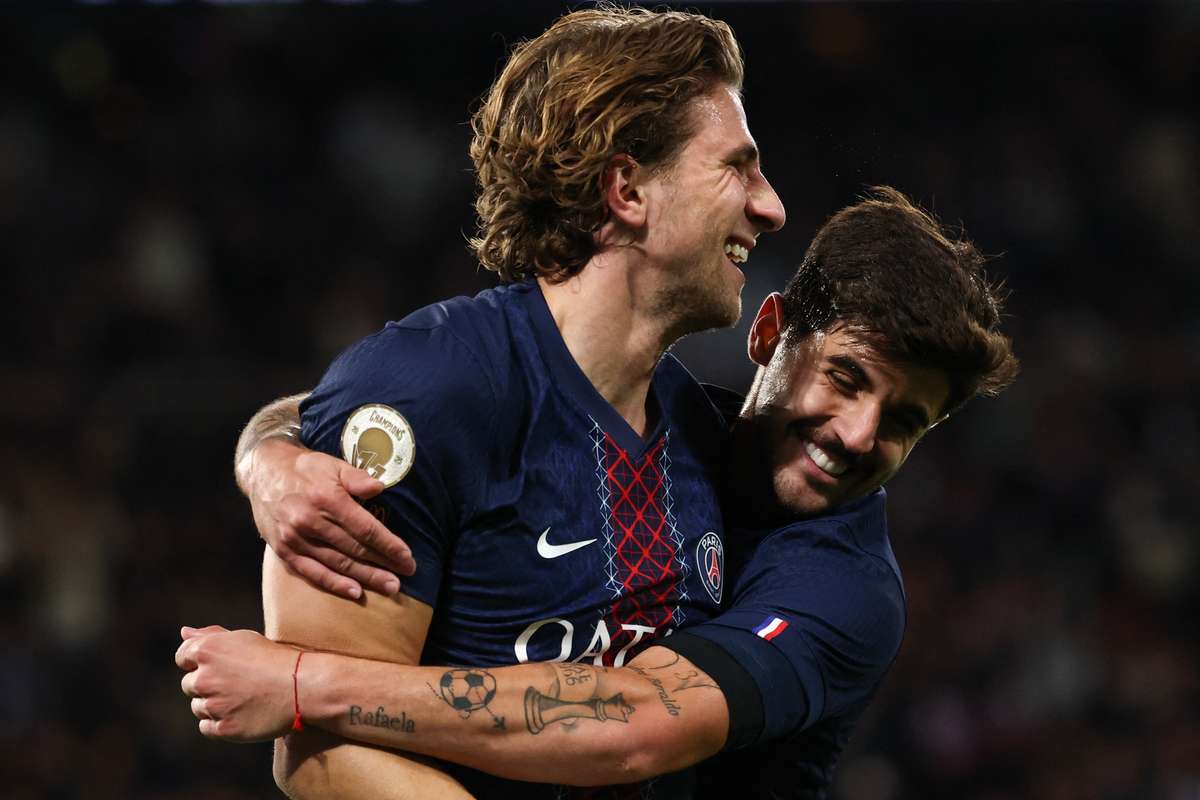 PSG возвращается к победному пути после победы дома с Auxerre