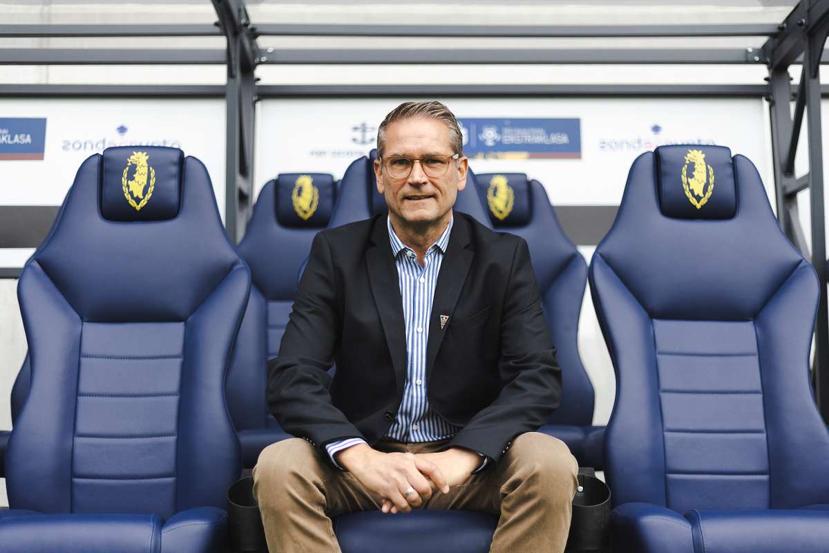 Официально: Томас Томасберг тренер Погонского Zczecin. Три -лечебный контракт Дейна