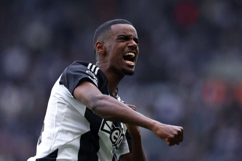 Исак побил рекорд Премьер -лиги, присоединившись к Ливерпулю за 130 миллионов фунтов