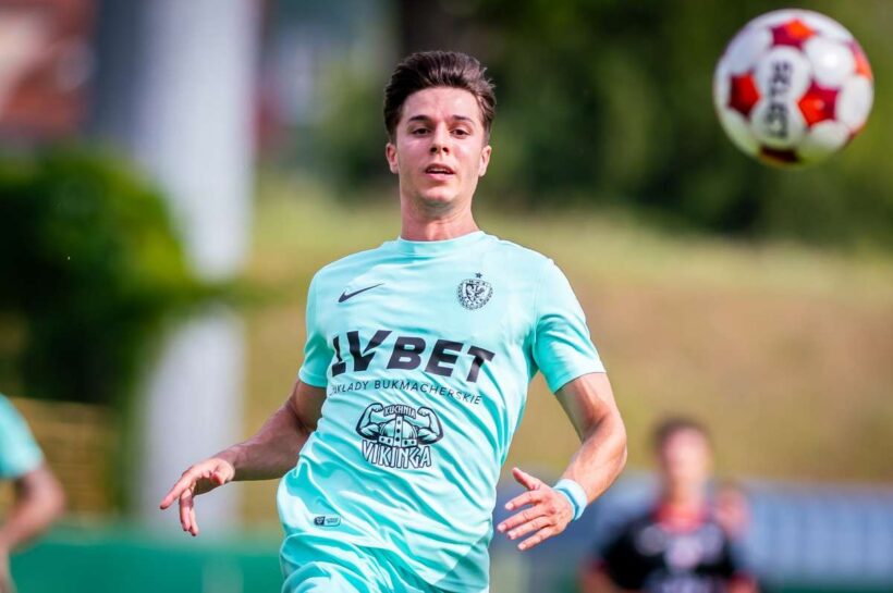 Арнау Ортис оставляет Силезию Вроцлав и переходит в Атлетико Мадрид