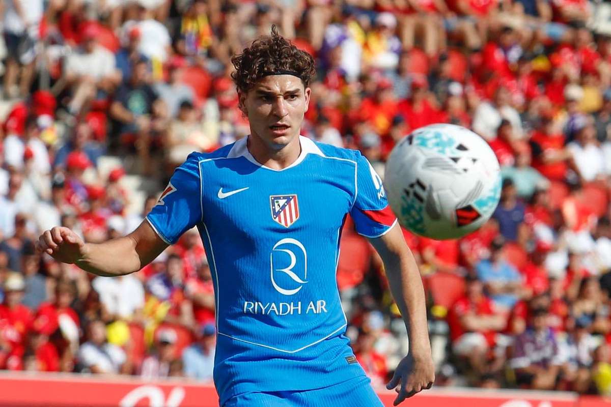 Барселона имеет преемник Левандовски? Альварес из главной трансферной цели Atletico в клубе