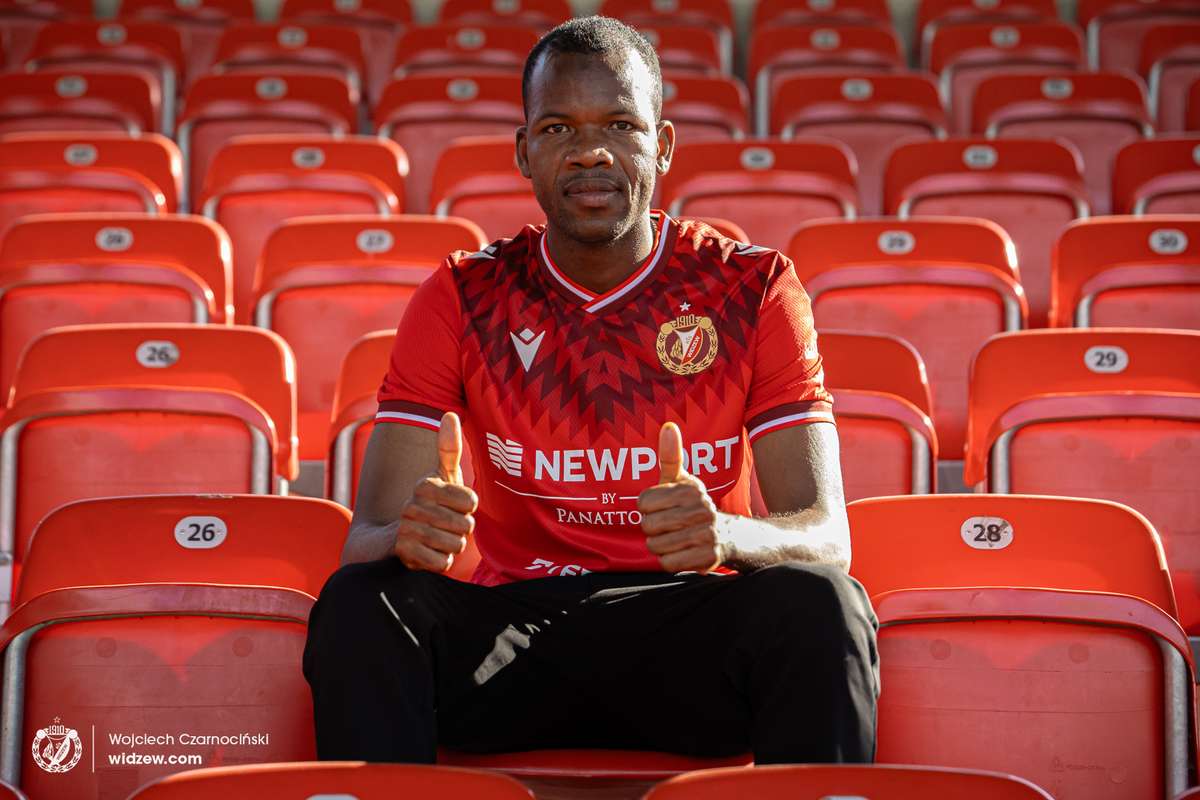 Официально: Сенегальская нападающая Мейсса Ба переходит от Шальке в Видзеву