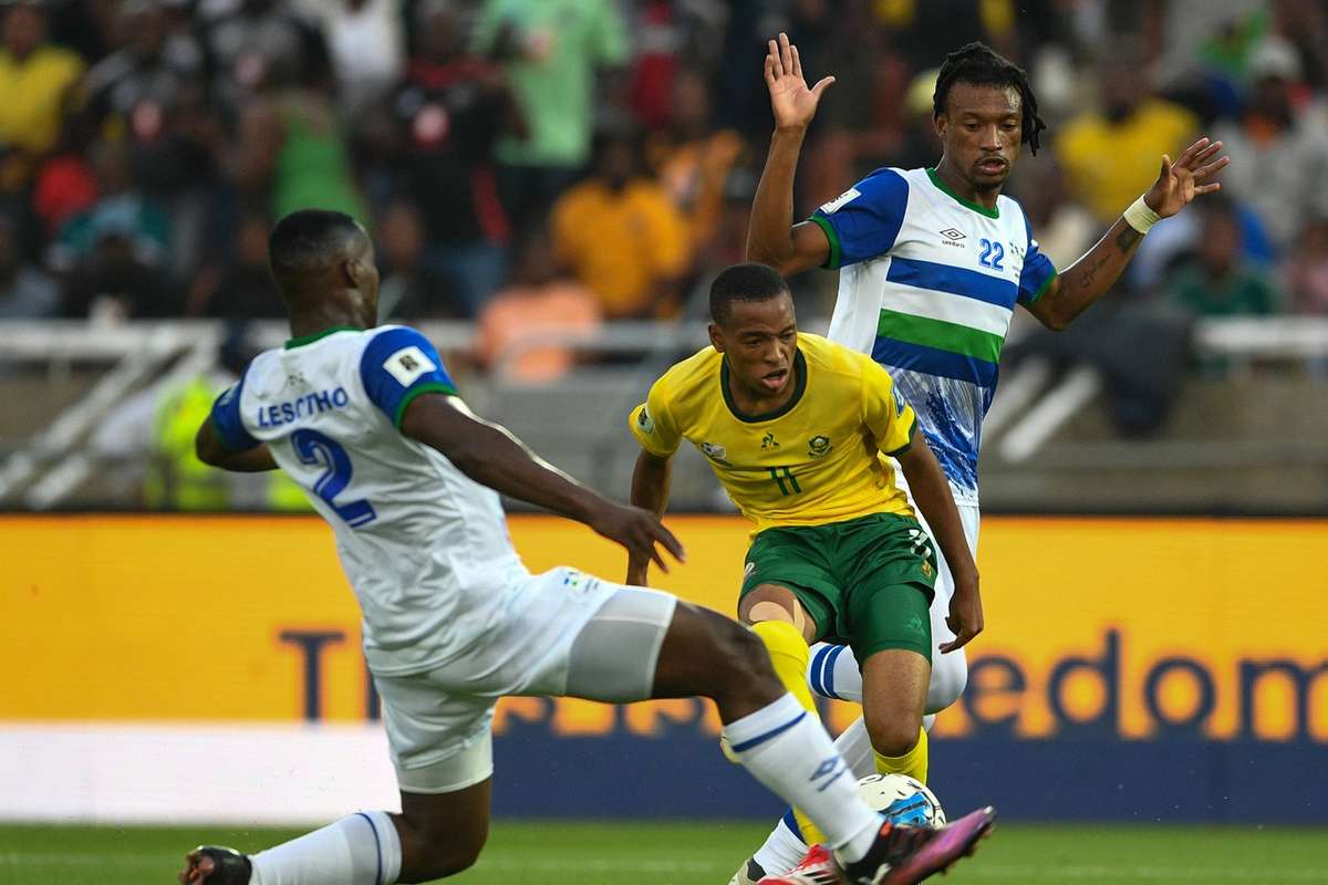 Представление Южной Африки без трех очков, что усложняет шансы на прямое продвижение на чемпионате мира