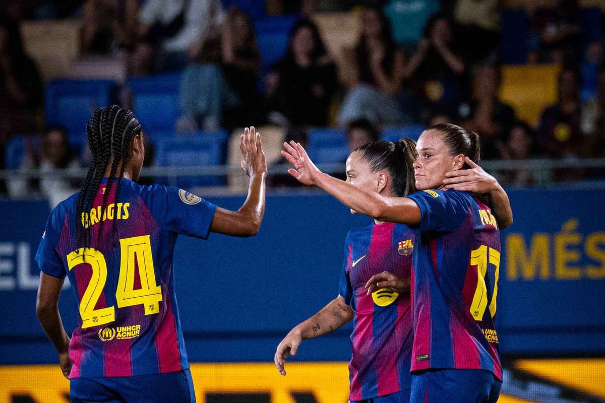 Ewa Pajor расширяет серию стрельбы, Барселона все еще невозможно остановить