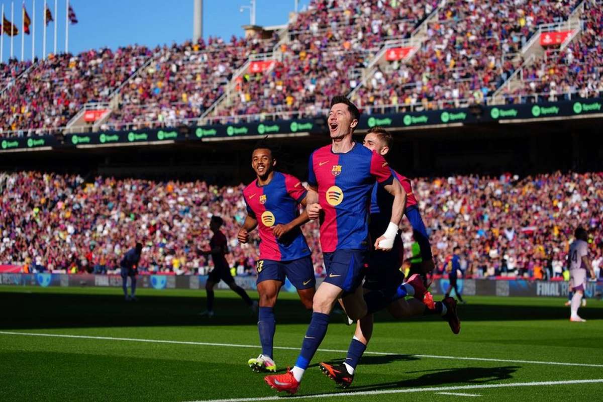 Левандовски: Ямал - самый талантливый игрок, с которым я играл