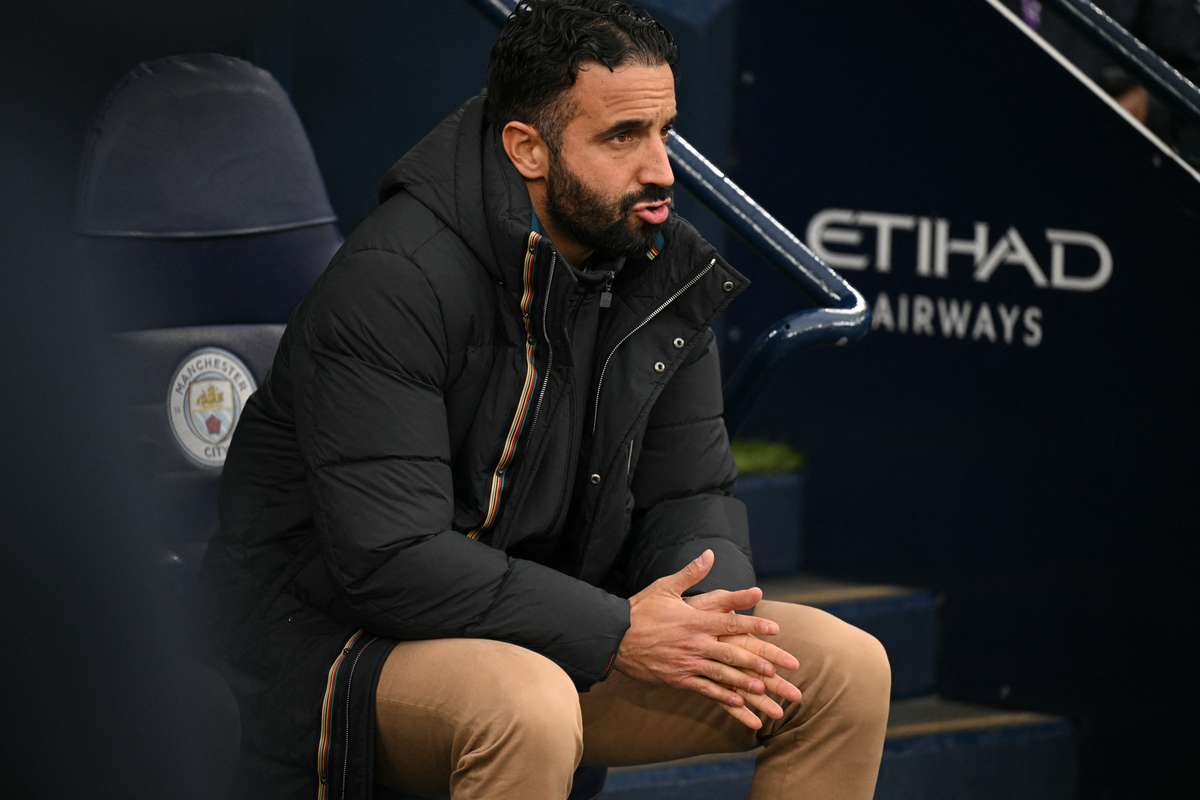 Гари Невилл ставит под сомнение будущее Рубена Аморимы в Юнайтед. "Я беспокоюсь об этом"