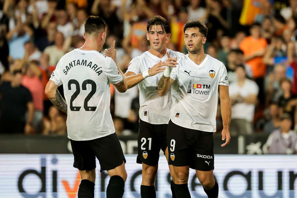 Встреча Валенсии с Реалом Овьедо отложила из -за красной тревоги