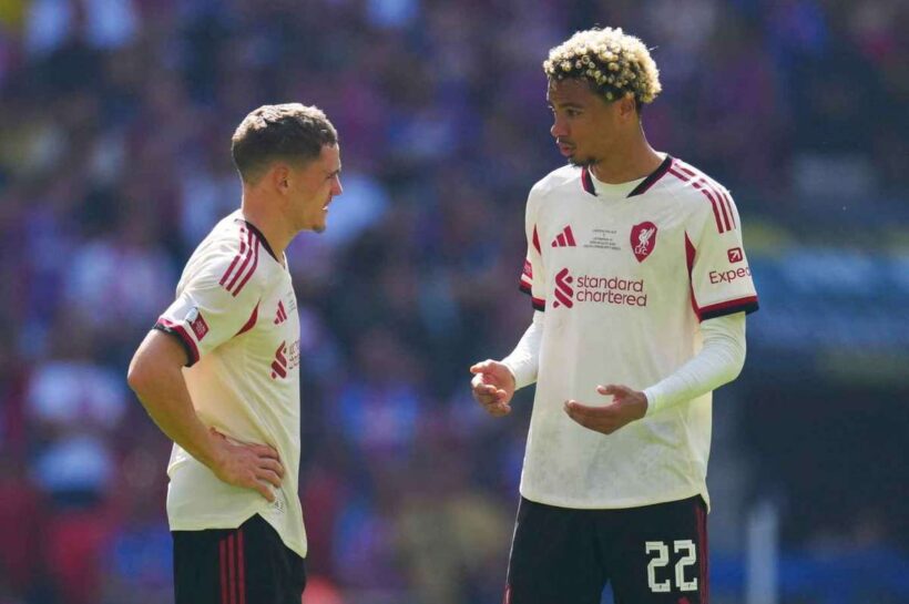 Выпущенные миллиарды: английские клубы увеличивают финансовый разрыв в сумасшедшем летнем трансферном окне