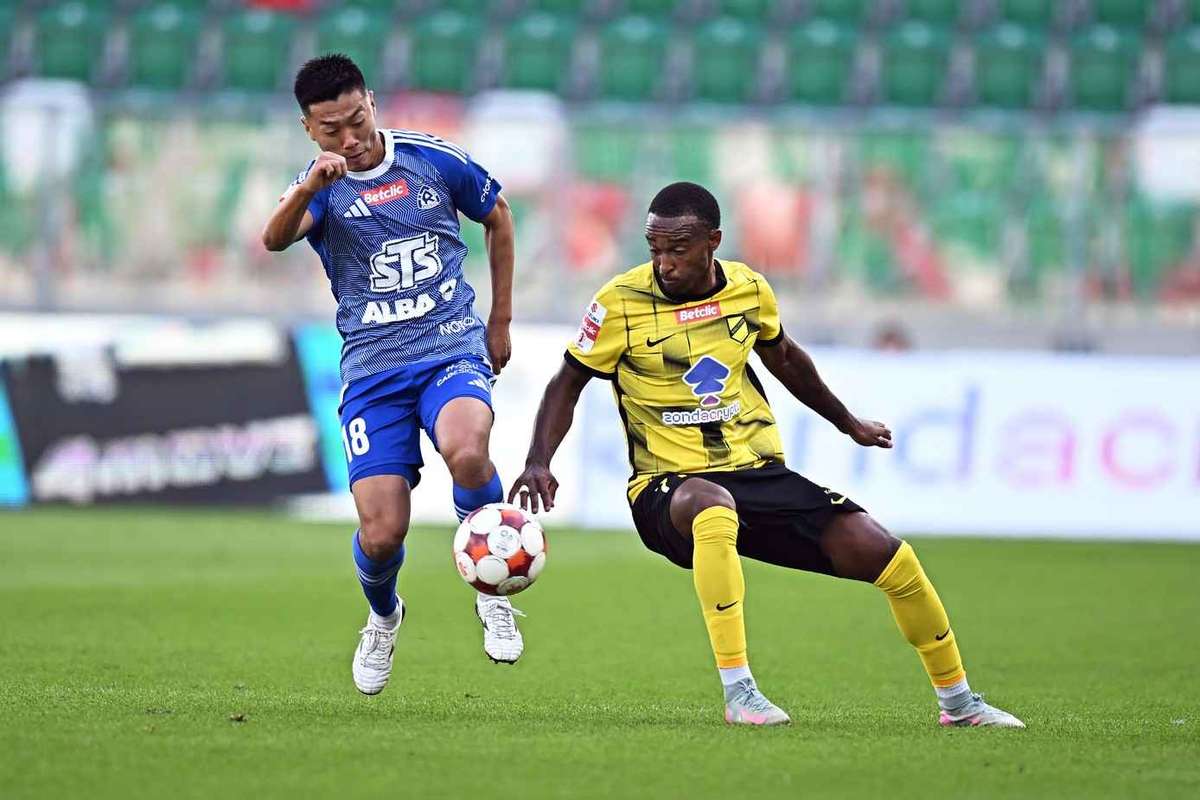 Сумасшедший матч в Сосноуэке. Движение было запускается дважды, но потеряно с вечным