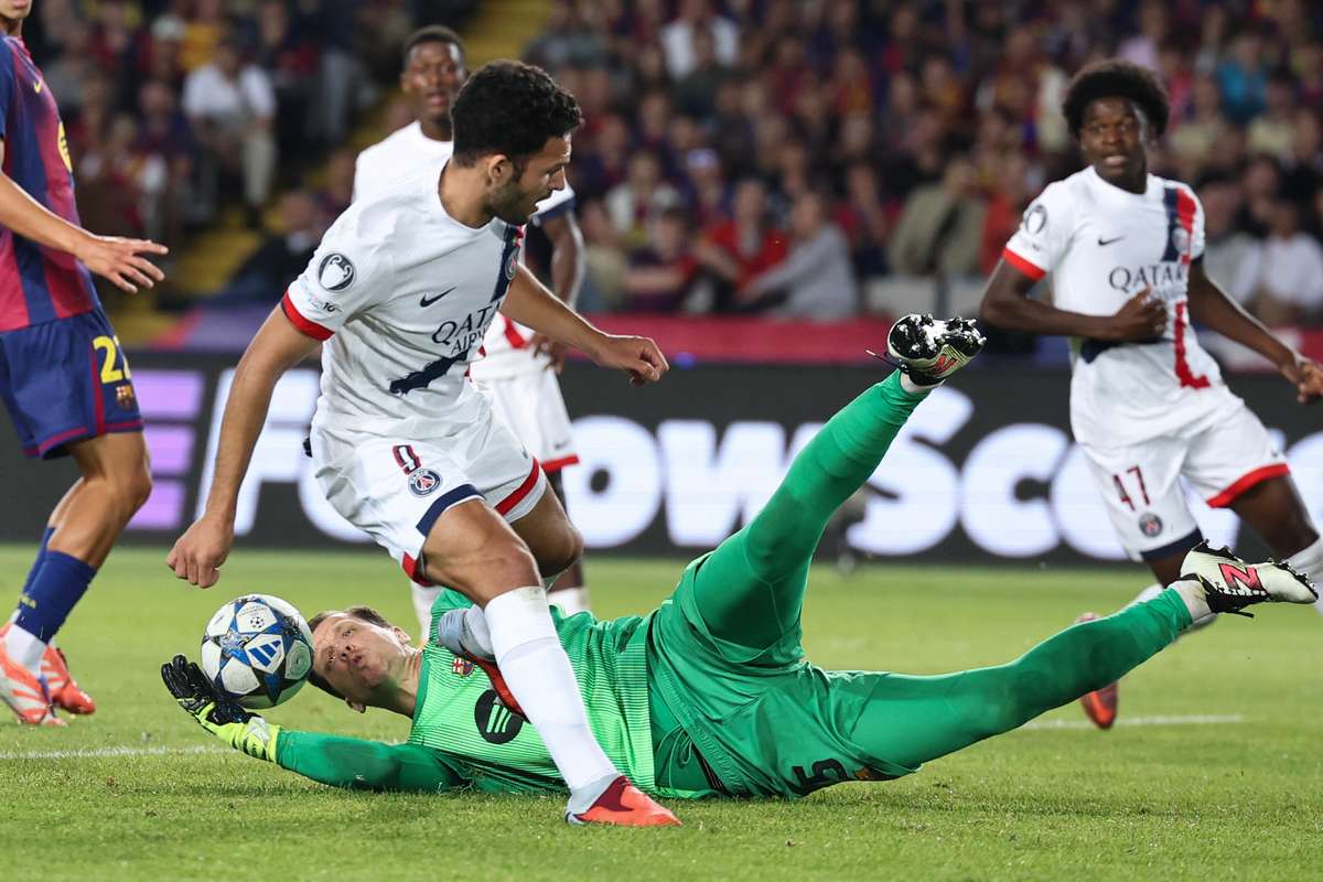 PSG взял Барселону на 90 -й минуте, французские чемпионы изменили результат матча