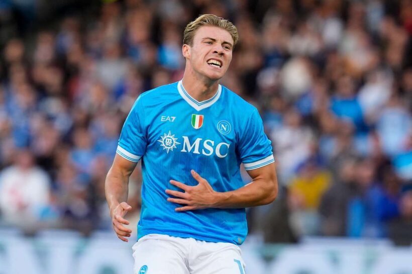 Хейлунд не сыграет за «Наполи» против «Интера». Конте теряет нападающего и думает об альтернативах
