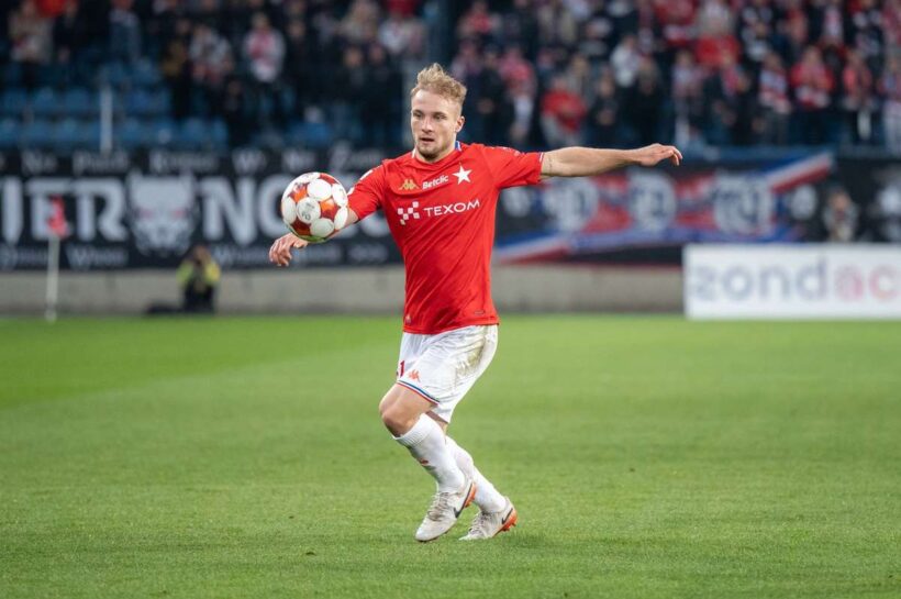 Висла обыграла Гутника в краковском дерби Кубка Польши. Прекрасный гол Дуды со штрафного