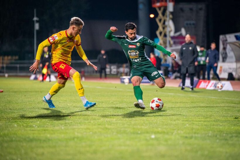 Неожиданное поражение Шлка Вроцлава. Восьмая ничья леса, девятая цель Вайавиньского