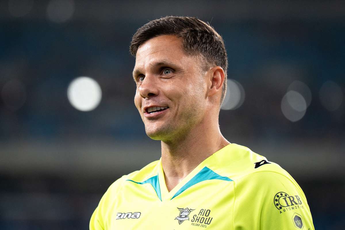 Гикевич — игрок клуба «Заглембе». Вратарь перешёл в клуб по медицинским показаниям.