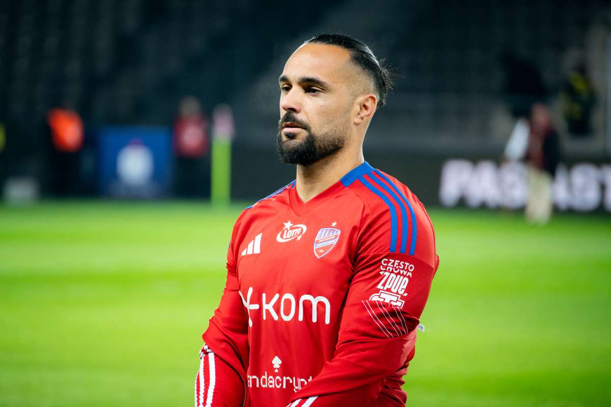 Raków Częstochowa - Universitatea Craiova: где смотреть, транслировать, объявить, склады и курсы