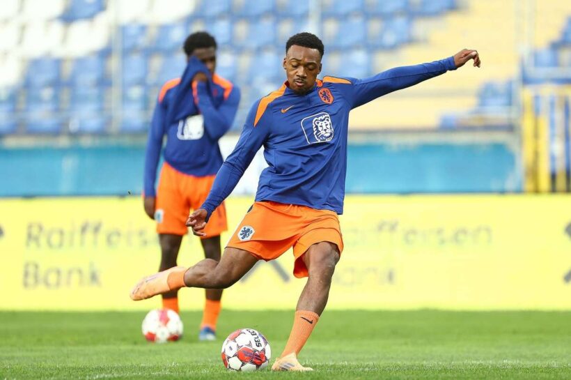 Игрок «Брентфорда» Миламбо, похоже, получил серьезную травму колена в матче U21.