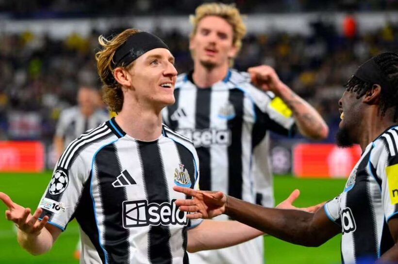 Ньюкасл забил Royale Union в Брюсселе, Дублет Энтони Гордона