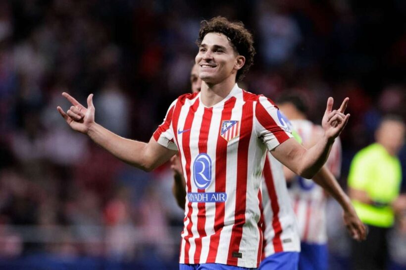 «Барселона» мечтает о Хулиане Альваресе, но на пути стоит почти 160 миллионов евро долга