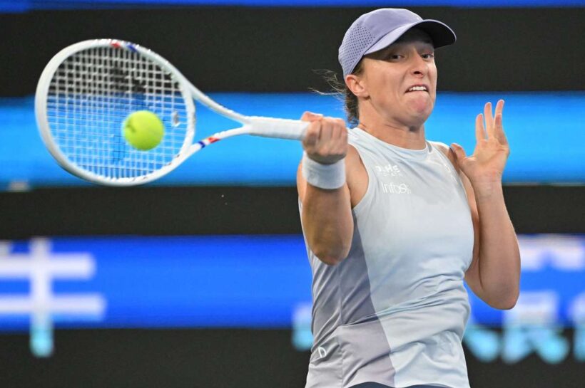 Свентек совершенно без ритма, Жасмин Паолини заслужила повышение после отличного матча