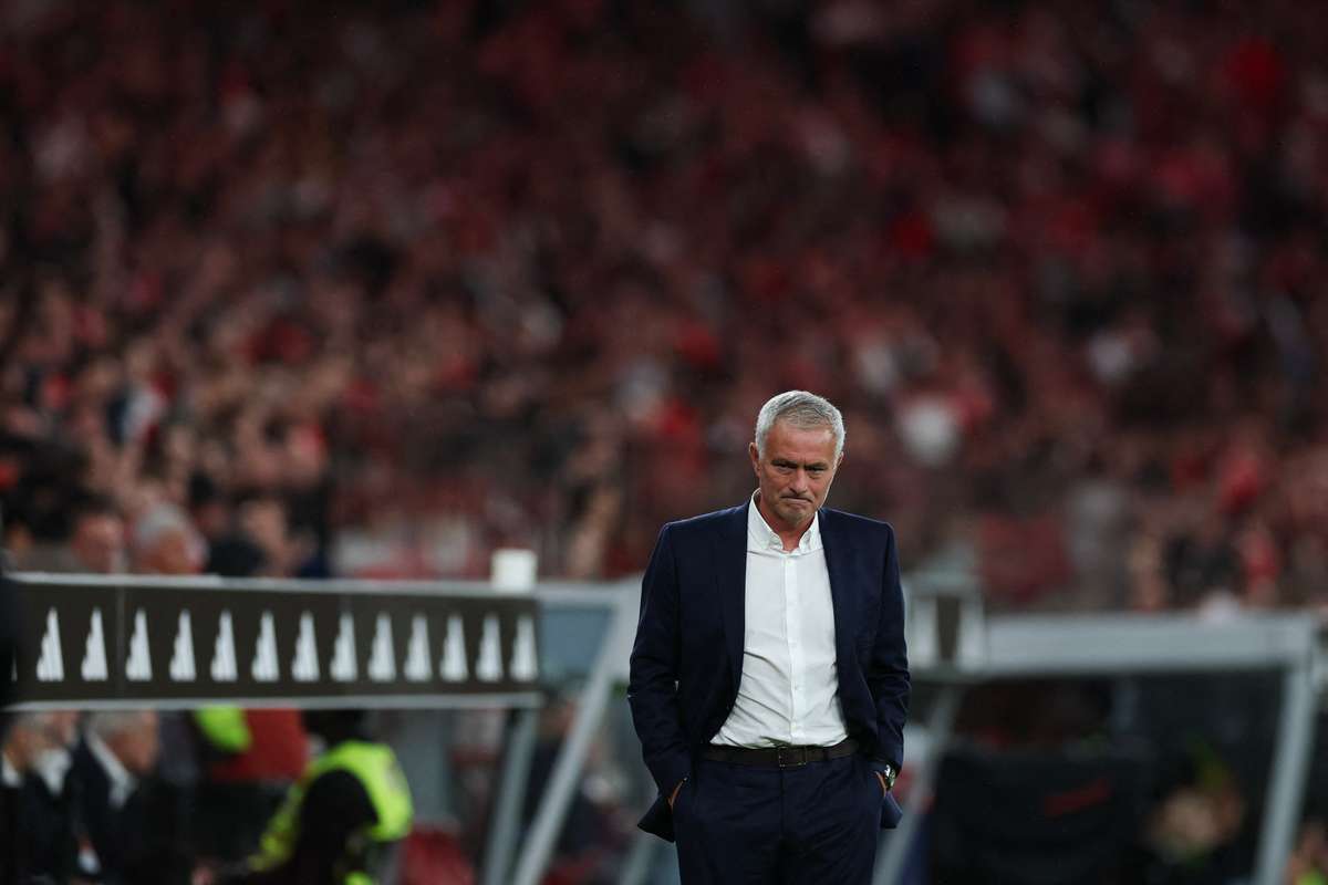 Моуринью рассказывает о своей философии. «Наши соперники делают нас лучше»