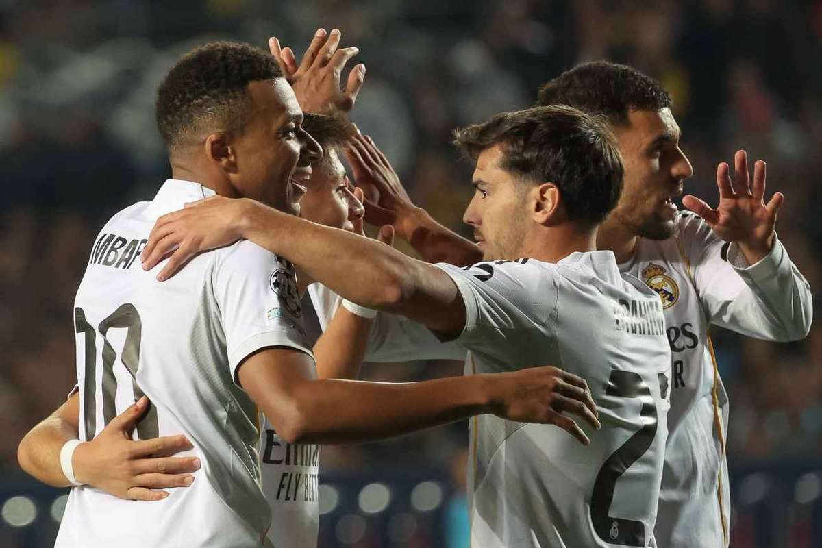 Хет-трик Кайлианы Мбаппе обеспечивает победу с Кайри, Аталанта выигрывает после цели в конце концов